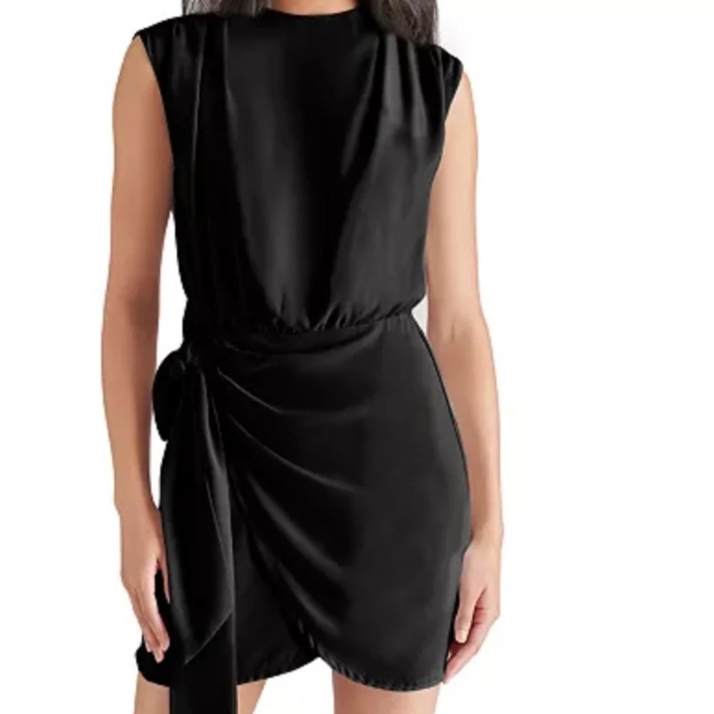 NEW WITH TAGS: Black Steve Madden waist tie high neck mini dress